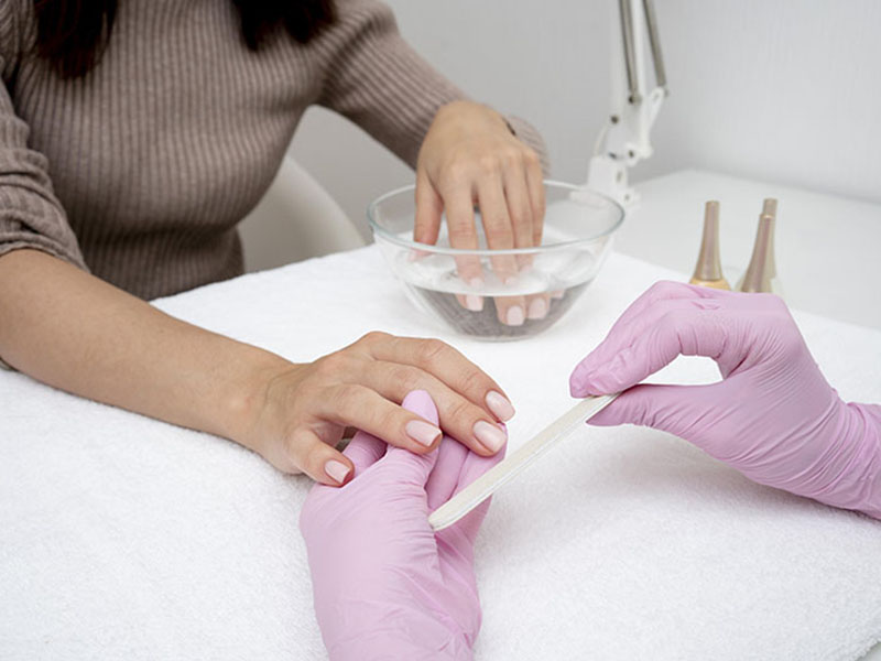 Manicure 3 en 1 (Semipermanente, techgel y acrílico) 2
